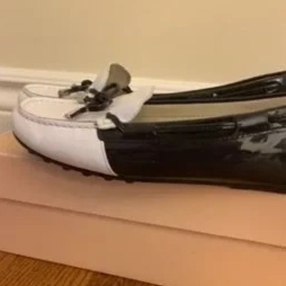 Michael KORS  black / white leather  moccasin - Picture 11 of 13